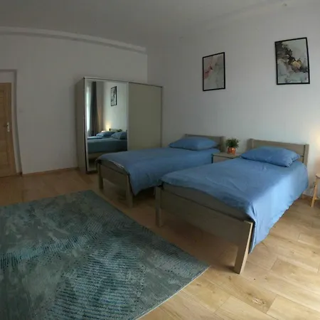 Spacious In The Heart Of * カトヴィツェ